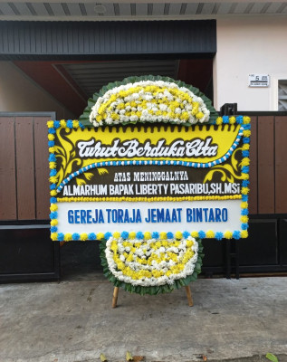 Papan Bunga Duka di Sindur